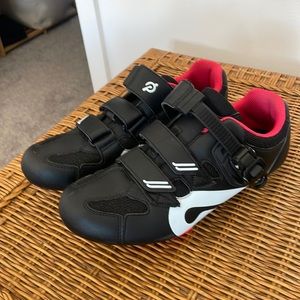 Peloton cycling shoes